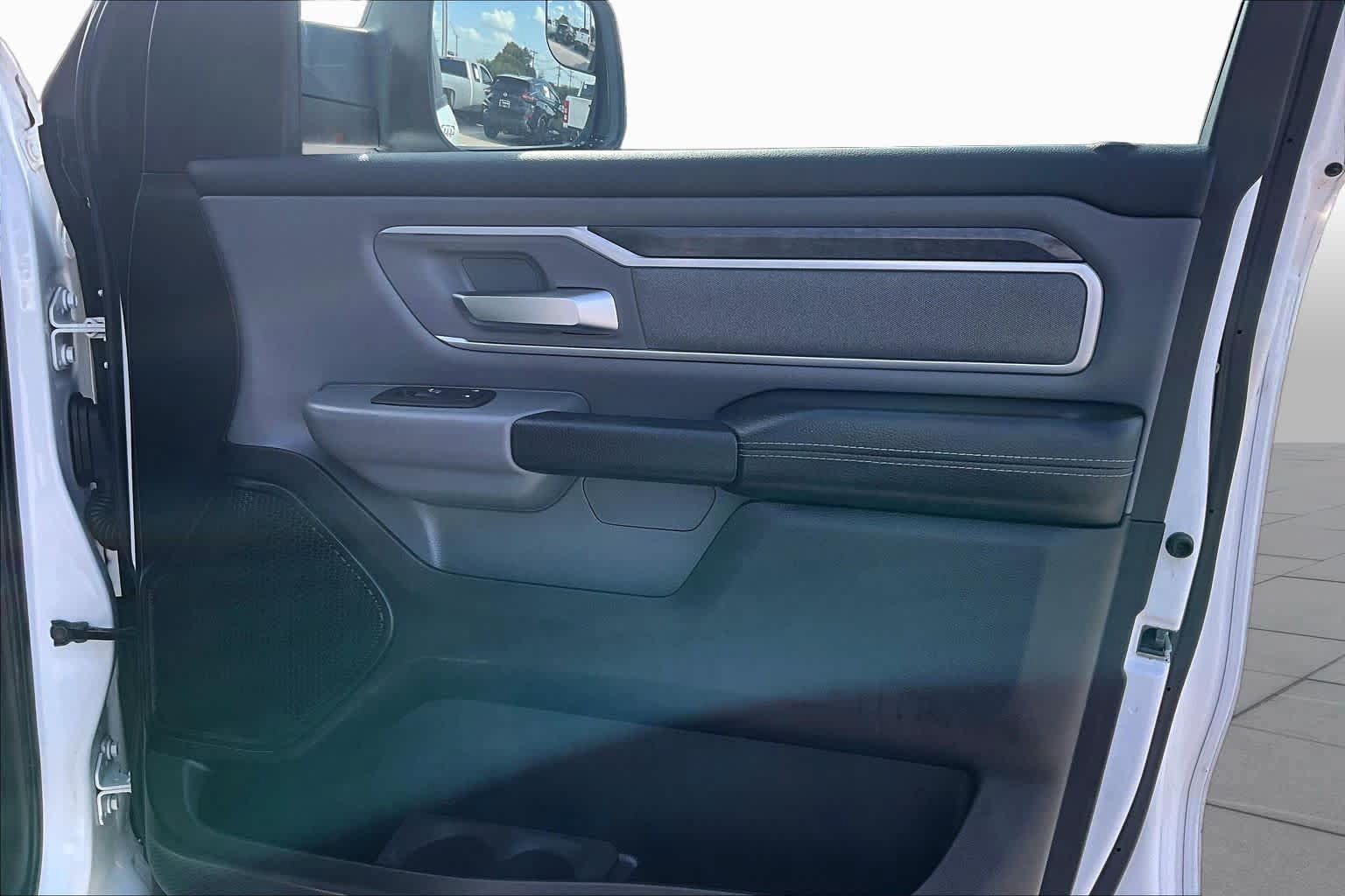 Used 2020 RAM 1500 Big Horn RWD image 21