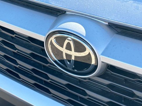 New 2025 Toyota Tacoma SR5 image 32