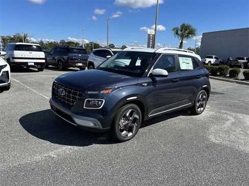 New 2025 Hyundai Venue Limited image 15