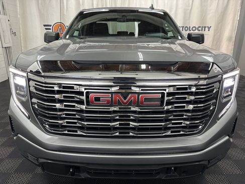 Used 2023 GMC Sierra 1500 Elevation image 4