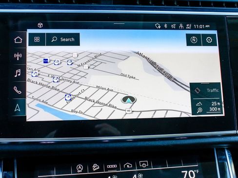 Used 2022 Audi Q8 Premium Plus w/ Premium Plus Package image 20