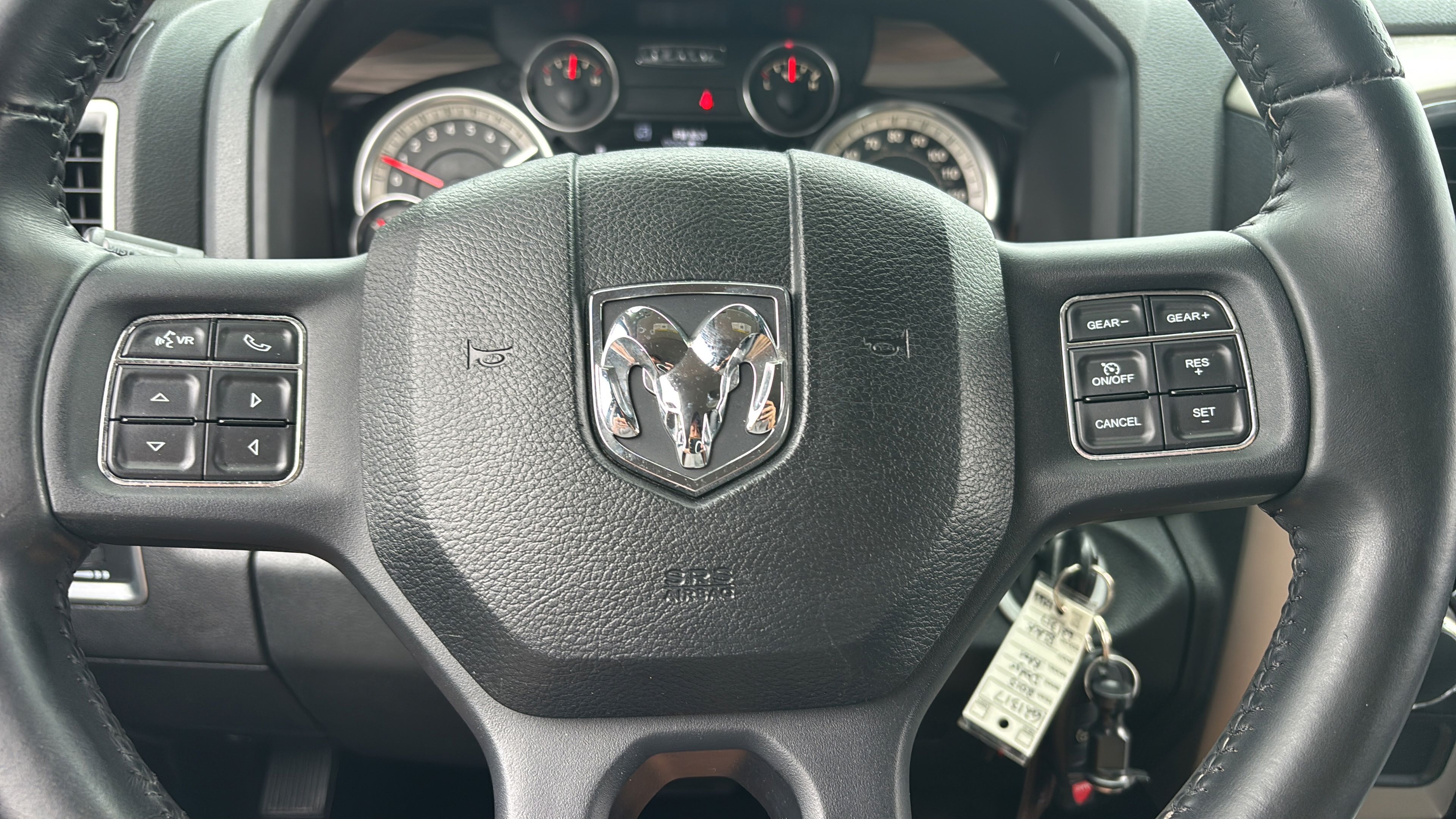Used 2015 RAM 1500 Lone Star RWD image 33