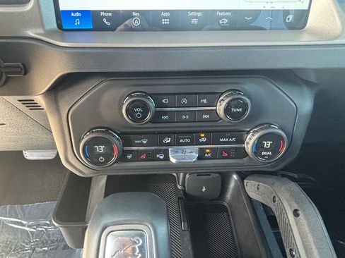 Used 2025 Ford Bronco Outer Banks w/ Sasquatch Package AWD/4WD image 15