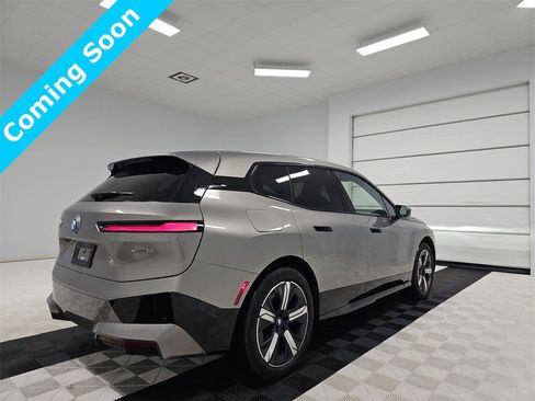 Used 2023 BMW iX xDrive50 w/ Sport Package image 6