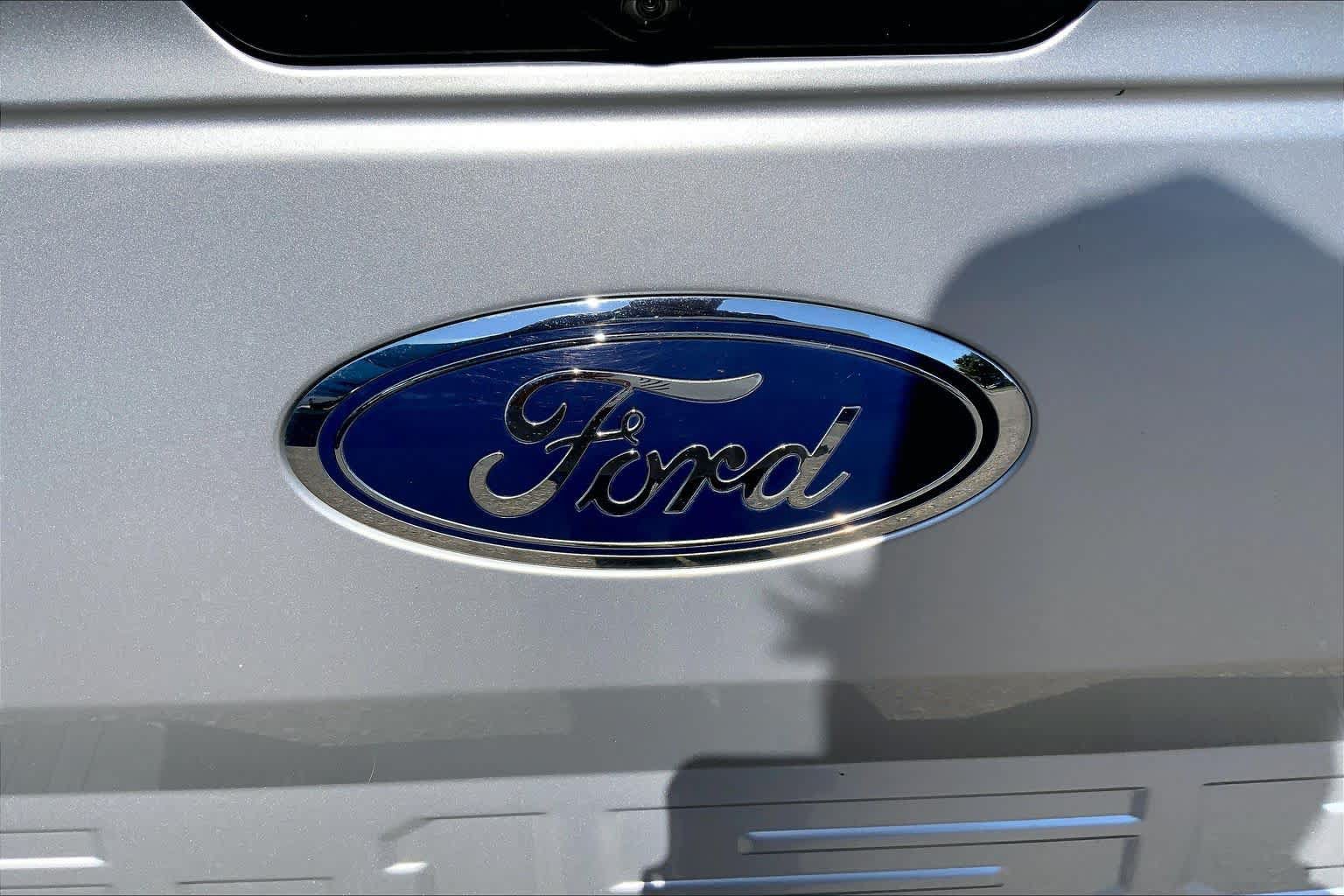 Used 2018 Ford F150 XLT w/ Equipment Group 301A Mid AWD/4WD image 31