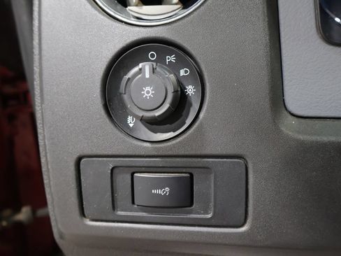 Used 2014 Ford F150 XLT w/ XLT Chrome Package AWD/4WD image 29