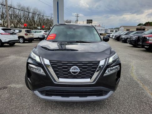 Used 2023 Nissan Rogue SV image 8