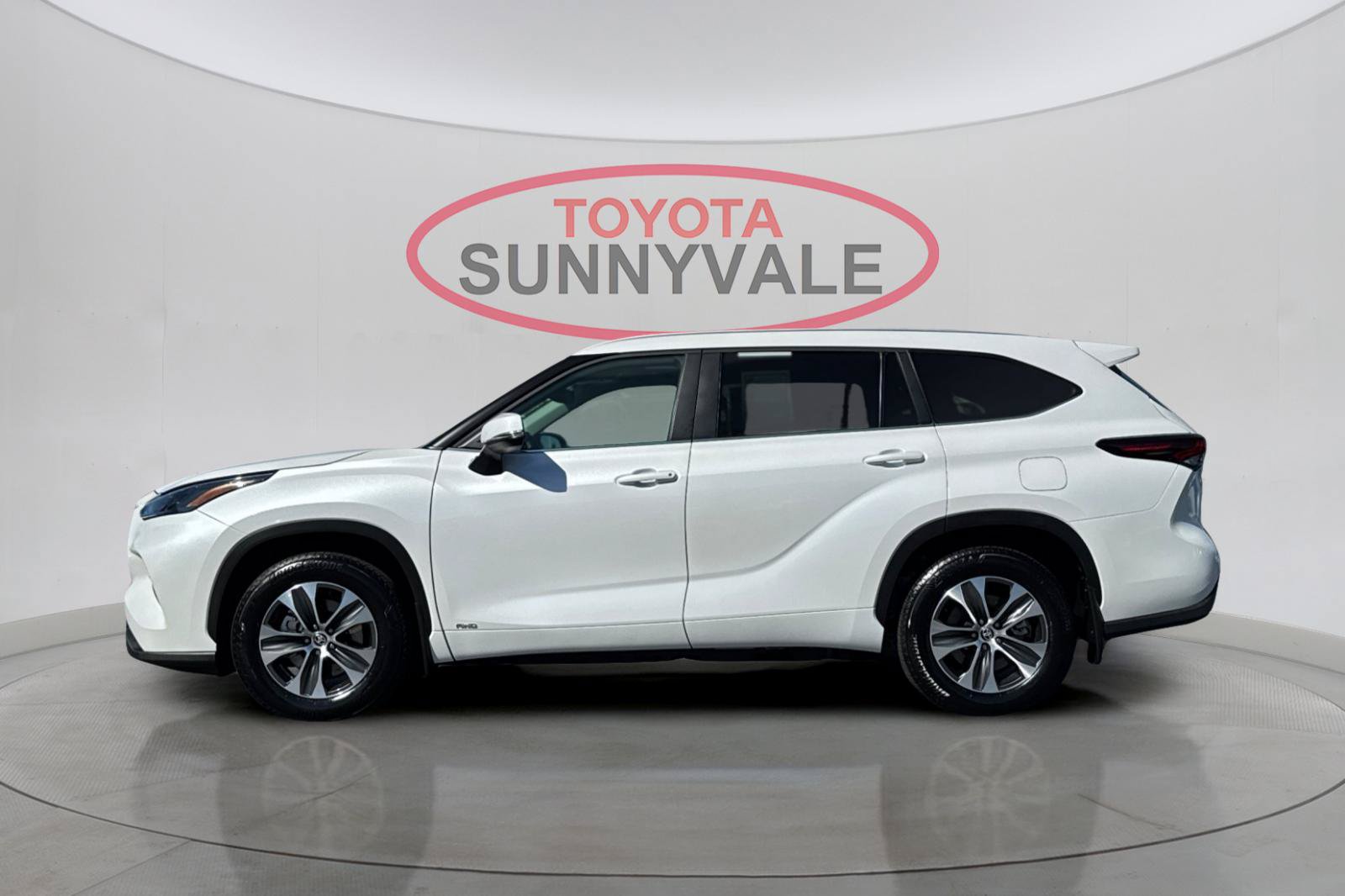 Used 2026 Toyota Highlander XLE AWD/4WD image 7