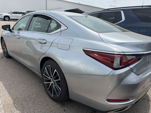 Used 2024 Lexus ES 350 w/ Premium Package image 7