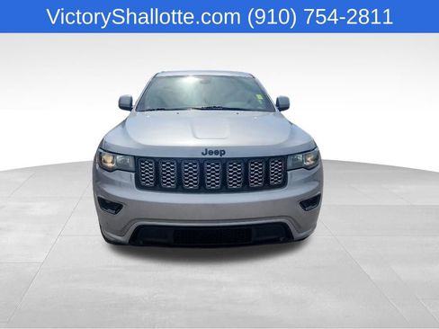 Certified 2021 Jeep Grand Cherokee Laredo X RWD image 12