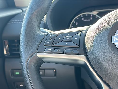 New 2025 Nissan Sentra SV image 19