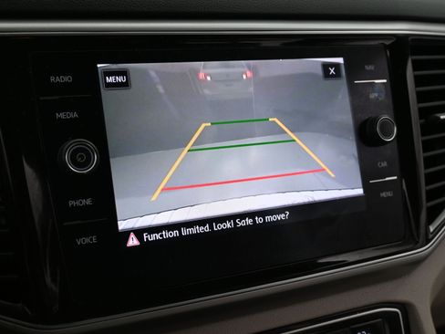 Used 2019 Volkswagen Atlas SEL R-Line FWD image 17