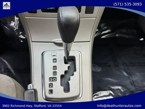 Used 2012 Toyota Corolla LE FWD image 19