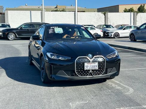 Used 2024 BMW i4 eDrive35 w/ Premium Package RWD image 7