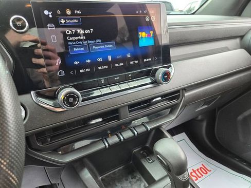 Used 2023 Chevrolet Colorado W/T image 20