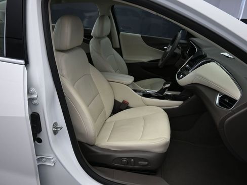 Used 2024 Chevrolet Malibu LT FWD image 38