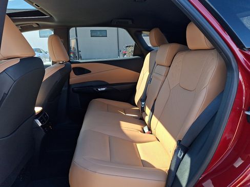 Certified 2025 Lexus RX 350 Premium image 11