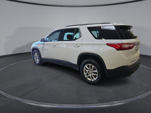Used 2021 Chevrolet Traverse LT w/ LPO, Floor Liner Package AWD/4WD image 6