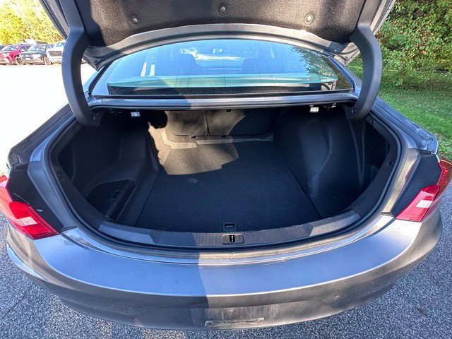 Used 2018 Buick LaCrosse Premium w/ Driver Confidence Package #2 AWD/4WD image 10
