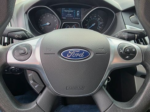Used 2014 Ford Focus SE FWD image 13