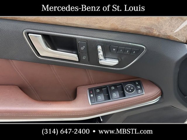 Used 2016 Mercedes-Benz E 350 4MATIC Sedan w/ Premium Package image 18