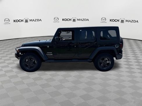 Used 2018 Jeep Wrangler Unlimited Sport S AWD/4WD image 4