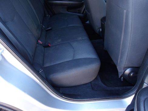 Used 2013 Dodge Avenger SE FWD image 20