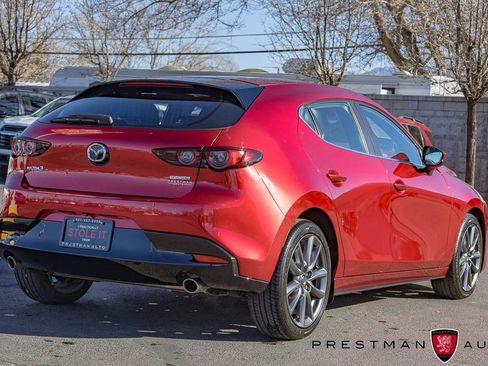 Used 2021 MAZDA MAZDA3 s image 18