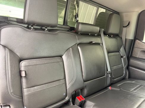 Used 2020 GMC Sierra 1500 Denali w/ Denali Ultimate Package AWD/4WD image 27