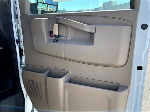 New 2026 Chevrolet Express 2500 image 23