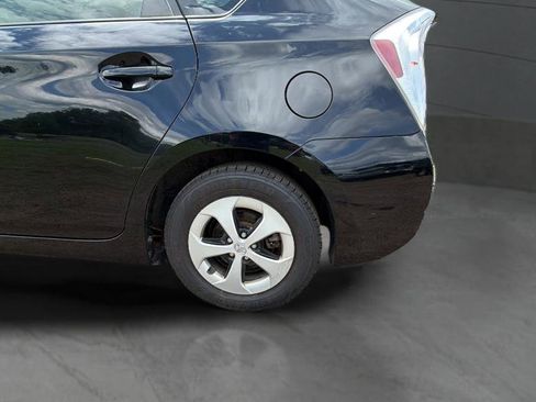 Used 2012 Toyota Prius Two FWD image 33