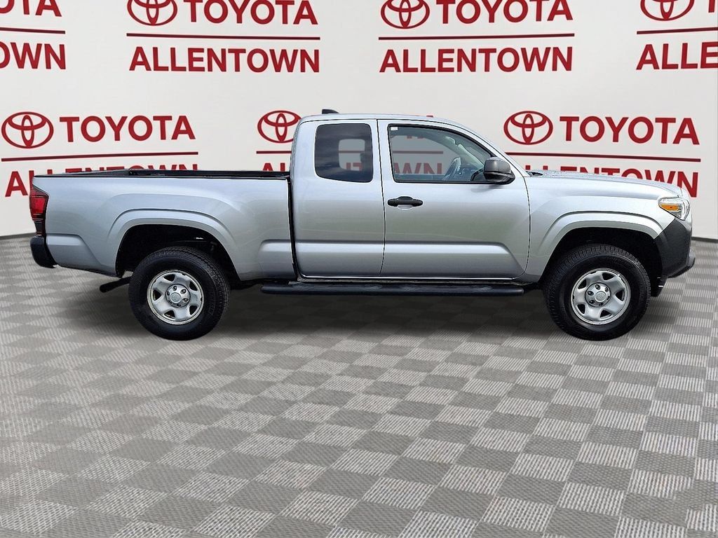Used 2022 Toyota Tacoma SR RWD image 8