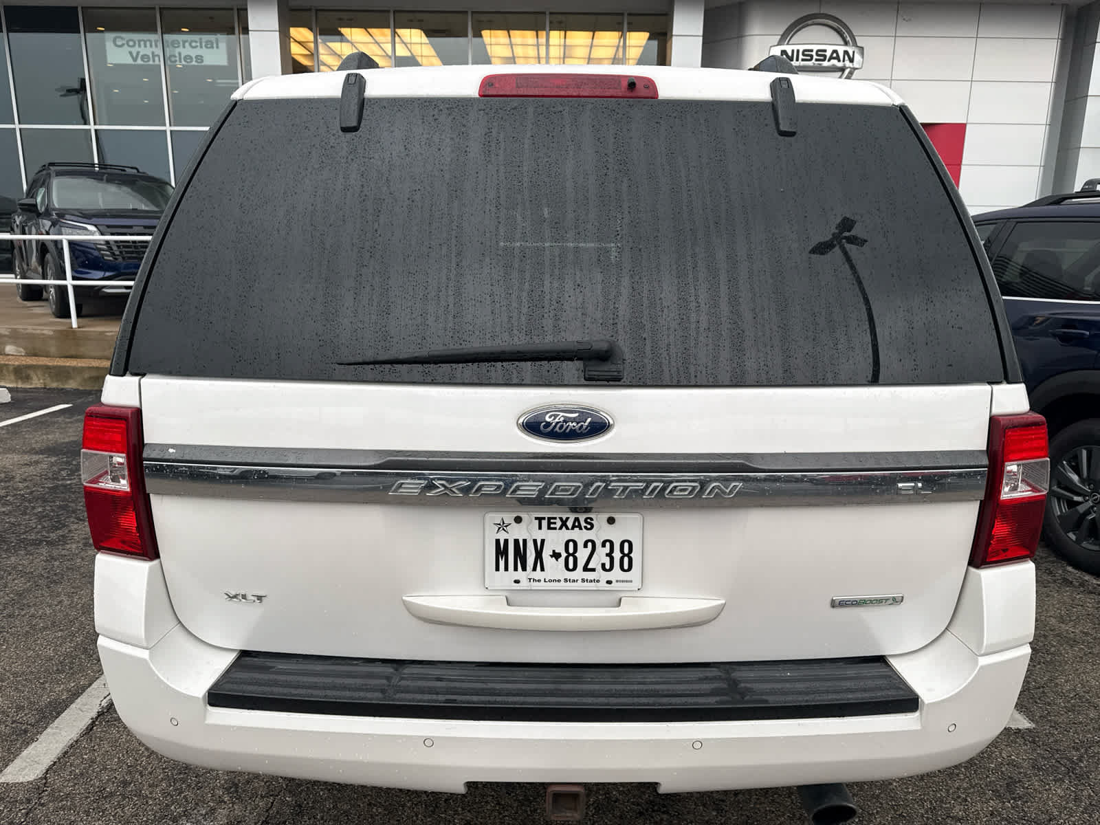 Used 2015 Ford Expedition EL XLT w/ Equipment Group 201A RWD image 6