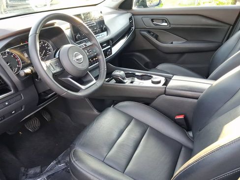 Certified 2022 Nissan Rogue SL w/ SL Premium Package AWD/4WD image 13