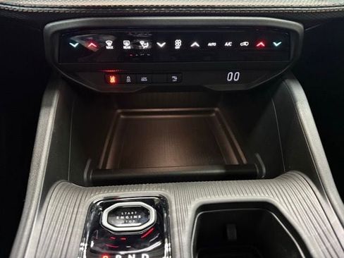 New 2026 Jeep Cherokee Limited AWD/4WD image 18