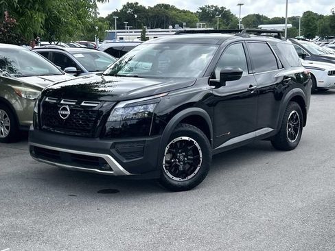 Used 2025 Nissan Pathfinder Rock Creek AWD/4WD image 34