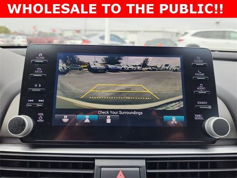 Used 2018 Honda Accord EX image 23