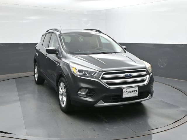 Used 2017 Ford Escape SE w/ Equipment Group 201A FWD image 17