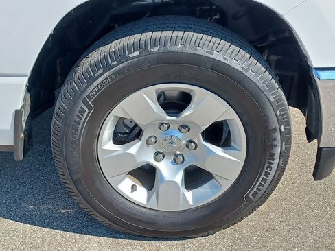Used 2021 RAM 1500 Big Horn AWD/4WD image 5