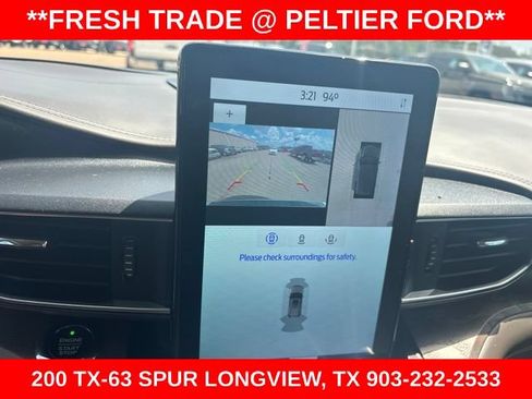 Used 2021 Ford Explorer Platinum w/ Equipment Group 601A AWD/4WD image 17