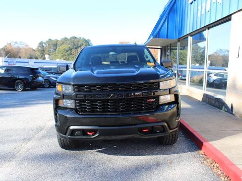 Used 2019 Chevrolet Silverado 1500 Custom Trail Boss w/ Custom Convenience Package image 2