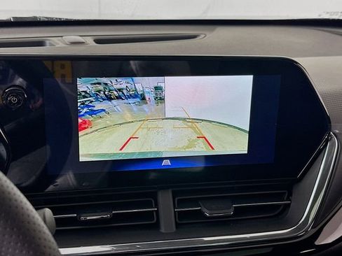 New 2026 Chevrolet Trax RS w/ Sunroof Package image 13