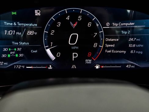 Used 2024 Chevrolet Corvette Z06 RWD image 31