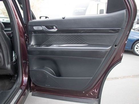 Used 2024 Hyundai Palisade Calligraphy image 25