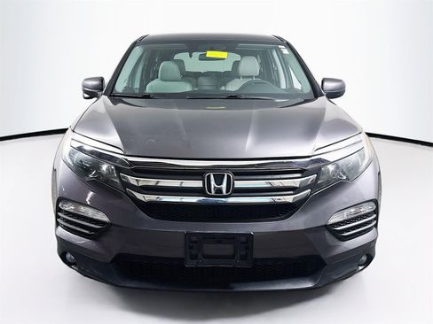 Used 2016 Honda Pilot EX image 2