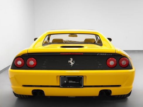 Used 1998 Ferrari F355 GTS image 38