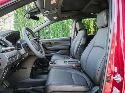 New 2026 Honda Odyssey Sport-L image 16