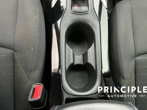 Used 2022 Toyota Corolla SE FWD image 16