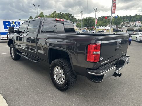 Used 2015 GMC Sierra 2500 SLT w/ Suspension Package, Off-Road AWD/4WD image 7