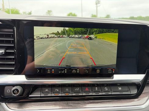 New 2026 Chevrolet Silverado 1500 LTZ w/ LTZ Premium Package AWD/4WD image 17